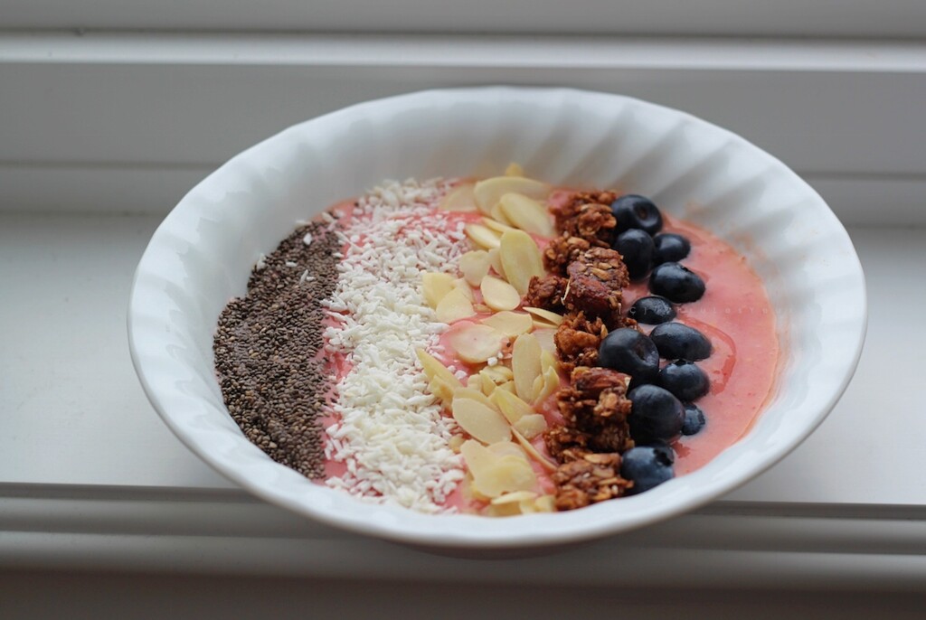 TLY_Tropical_Smoothie_Bowl_Life_Habits