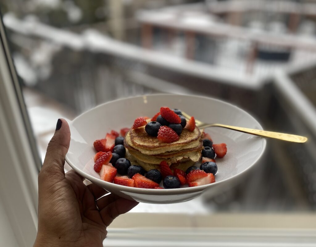 Pancakes, Gluten Free, Healthy, Good Food, UGC, Ikea dishes, Window, Natural Light, Food Photography, Easy cooking